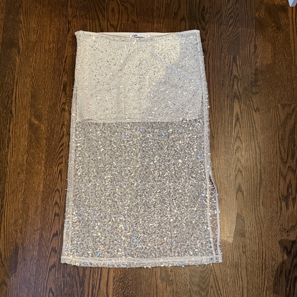 Zara Silver Sequin Midi Skirt - Picture 1 of 1